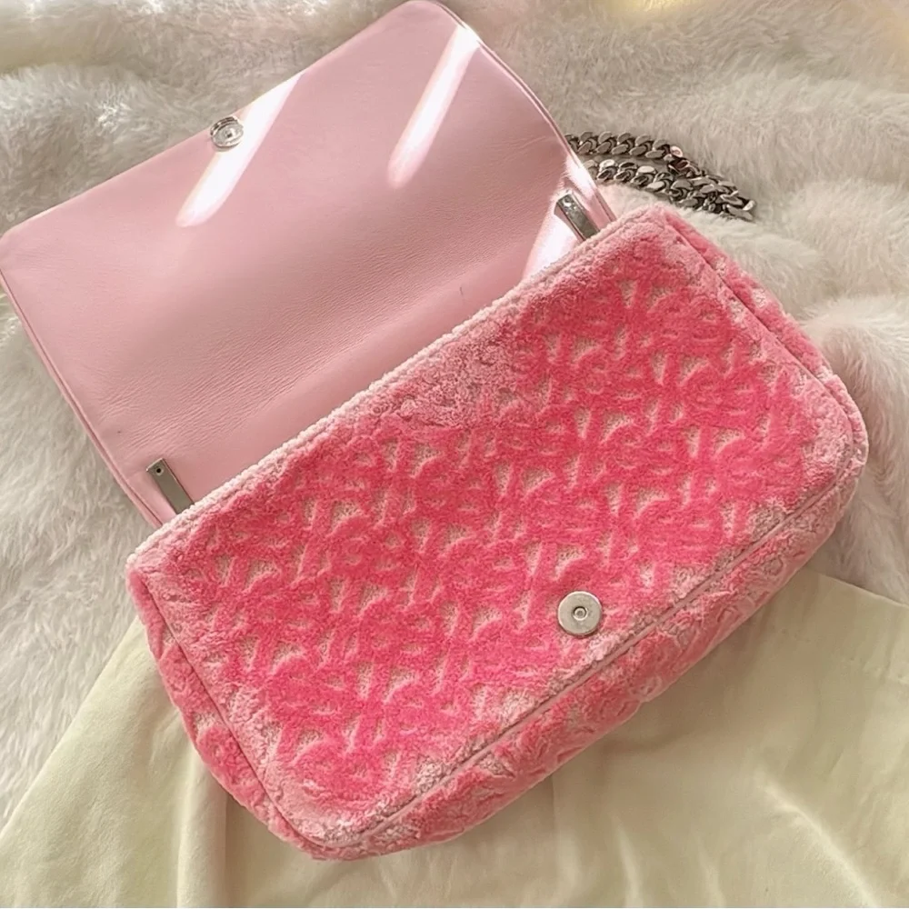 Burberry Pink Crossbody Bag with Monogram Design - Picture 7 of 15